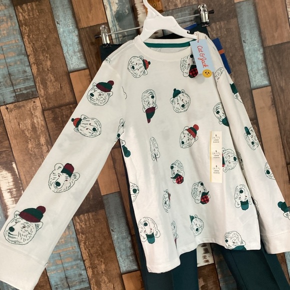 Boys 6/7 bear T-shirt with green dickies - Picture 2 of 14